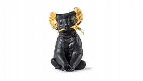 Фигурка Lladro Коала 34х 21x27 см, фарфор, черно-золотая, лимитированный выпуск